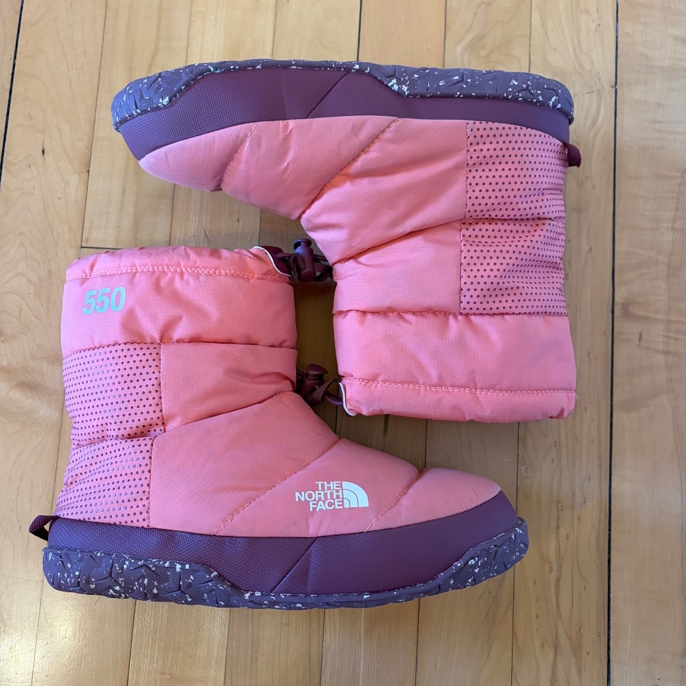 The North Face 550 Nuptse Apres Insulated Goose Down Bootie Womens Boots Sz 7 - Picture 10 of 15